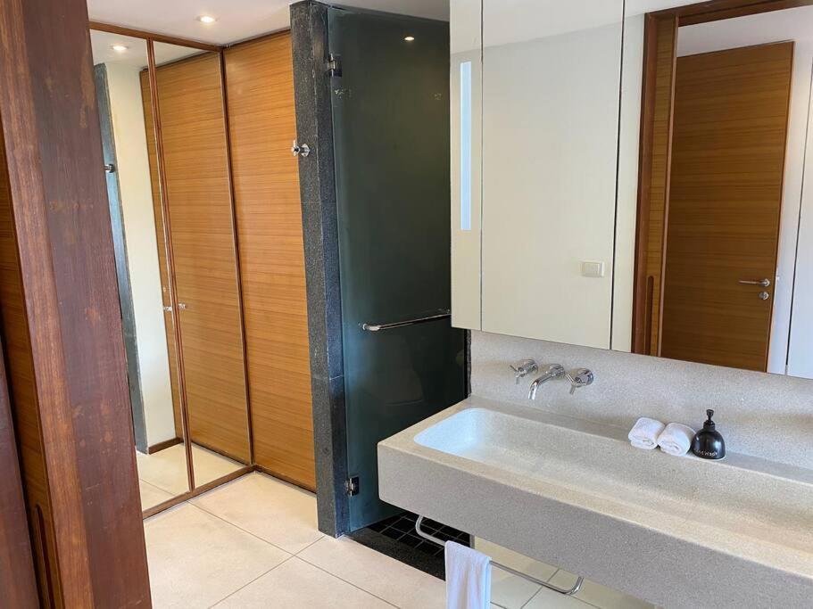 Beachfront 2 Bedroom Luxury Condo Chava Surin Εξωτερικό φωτογραφία